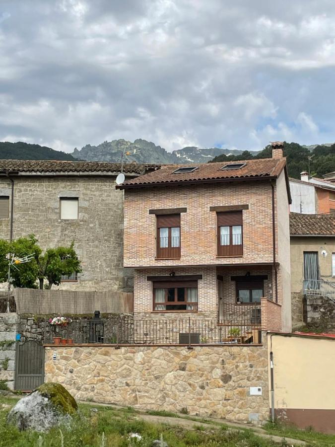 La Casa De Las Flores De El Hornillo ภายนอก รูปภาพ